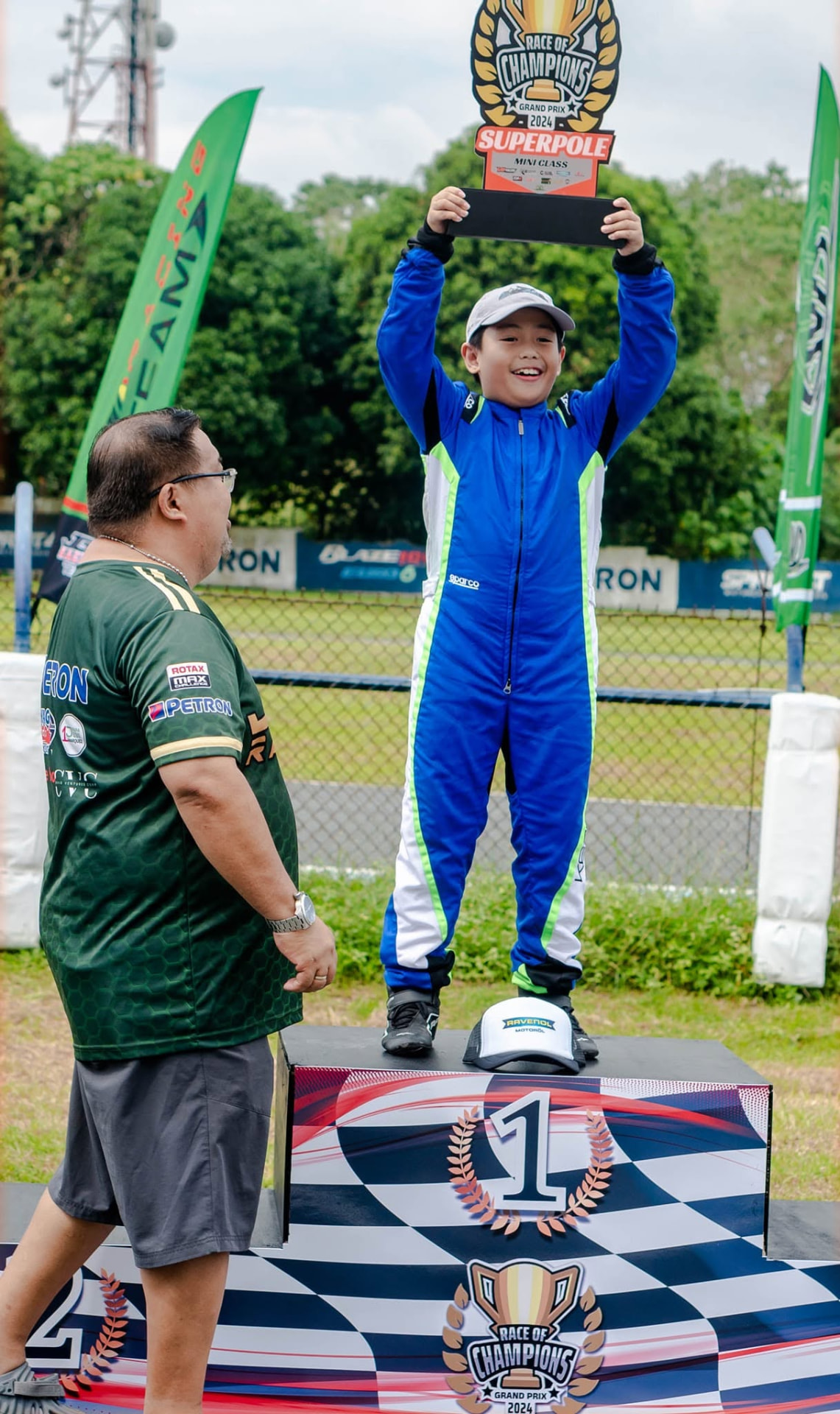 Antonio Racelis racing in his MiniROK debut at Carmona
